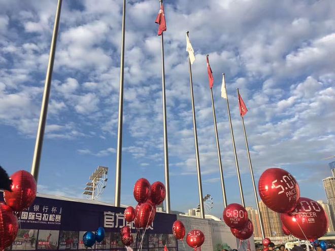 一条河，一碗面，一本书，把兰州带回家！