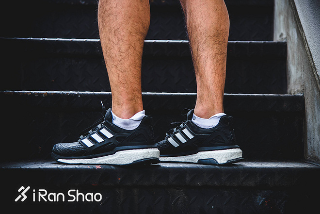 跑鞋 | 新奇鞋面诱惑 adidas Energy Boost深度评测