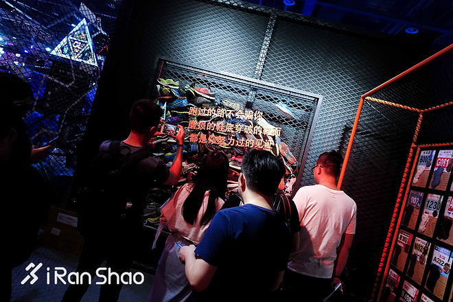 你造么 | @燃烧装备实验室 造了跑赢马拉松世界纪录的机器