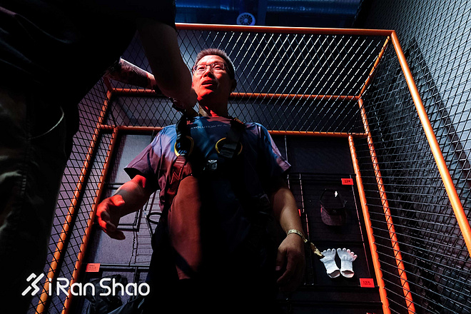 你造么 | @燃烧装备实验室 造了跑赢马拉松世界纪录的机器