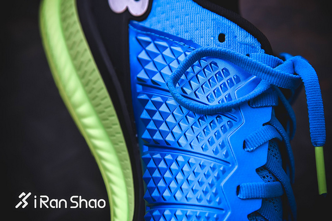 开箱 | New Balance FuelCell 氮气TPU兄弟亲自上阵了