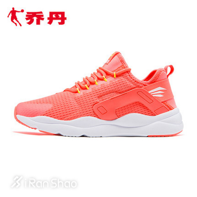 一周新鲜装备资讯 | 锐步竟然公开怼美国总统 还要送宇航员上太空