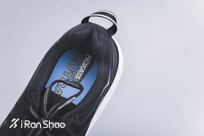 开箱 | HOKA ONE ONE Clifton 4 你要的是最强缓冲还是更强缓冲