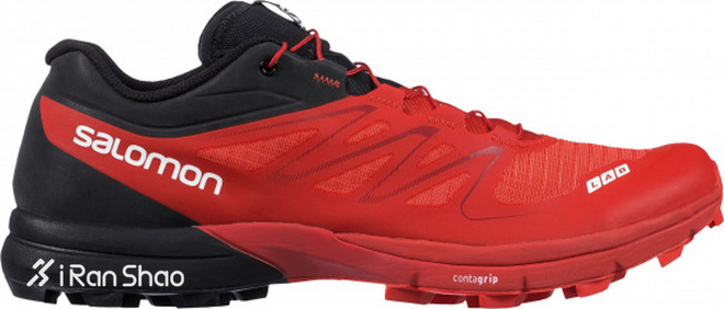 一周新鲜装备资讯 | 耐克居高思危逆转其势 安踏稳坐国产运动头牌