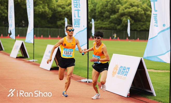 跑坛新星“杨龙伟”：脚勤三人组，一起跑未来