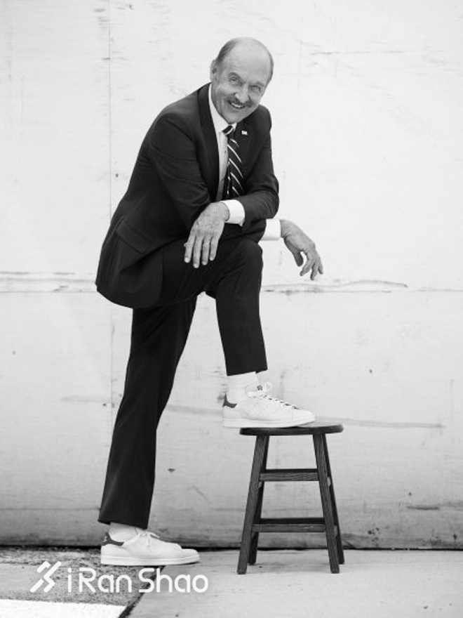 一周新鲜装备资讯 | 耐克居高思危逆转其势 安踏稳坐国产运动头牌