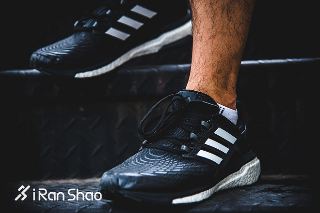 跑鞋 | 新奇鞋面诱惑 adidas Energy Boost深度评测