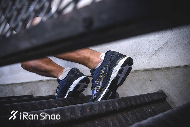 跑鞋 | 拜托，你还可以更入门一些 ASICS GEL-Kayano 24深度评测