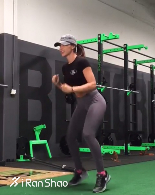 TopX | 清凉一下 那些美好的健身女神们