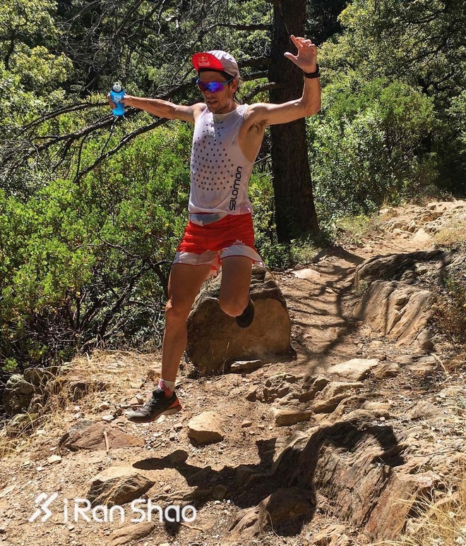 TopX | 他们在二十小时以内完成100英里越野赛，穿的都是什么鞋？