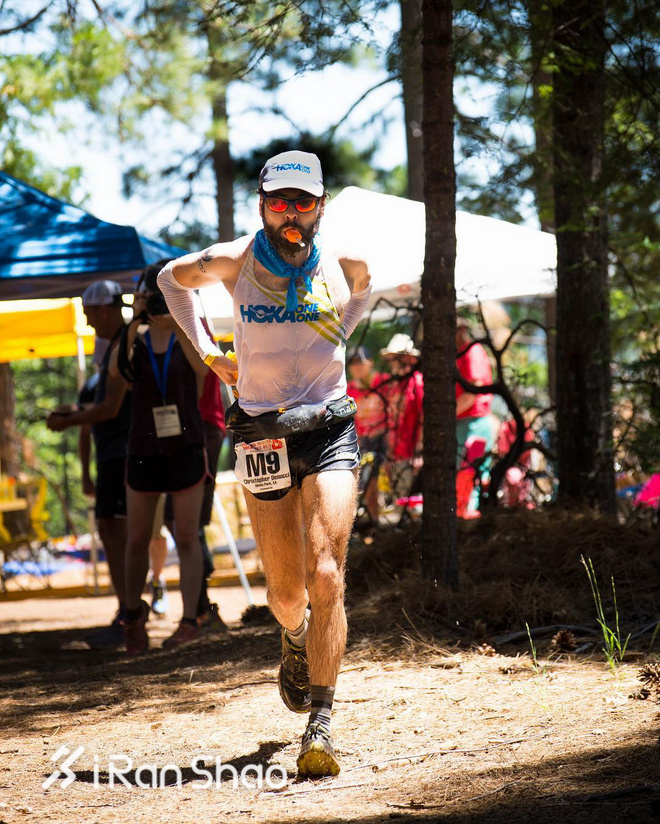 TopX | 他们在二十小时以内完成100英里越野赛，穿的都是什么鞋？