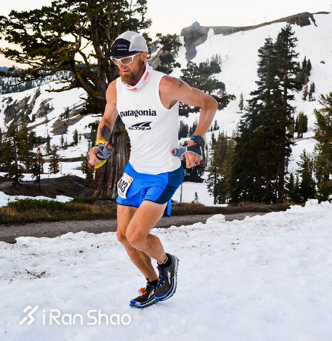 TopX | 他们在二十小时以内完成100英里越野赛，穿的都是什么鞋？