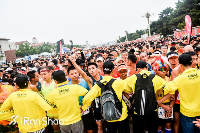 独家 | 三十七年北马 一张图看懂2017北京马拉松