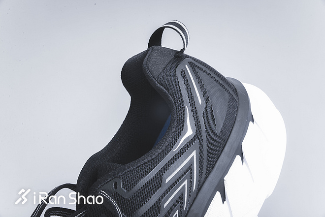 开箱 | HOKA ONE ONE Clifton 4 你要的是最强缓冲还是更强缓冲