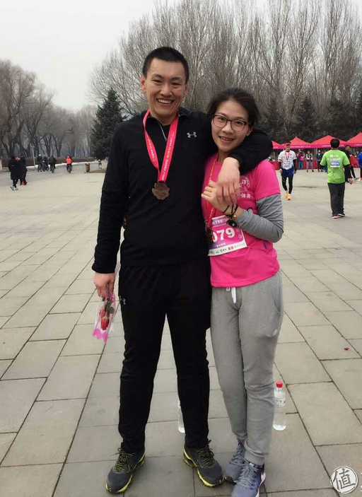 那双即使再残破，也会被我永远保存的跑鞋