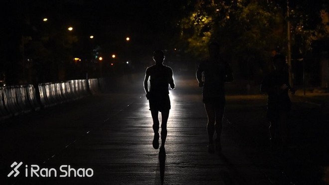 人物 | 连续100天100个100公里 印度超马奇人辛格的不可能挑战