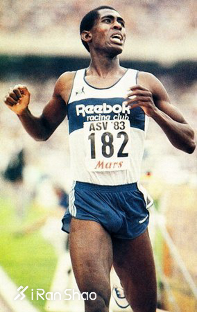 开箱 | Floatride定位功能跑鞋 锐步复古也会玩新潮