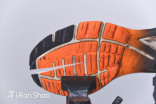 拆 | 1000公里后的跑鞋 拆开看看里面真实的样子