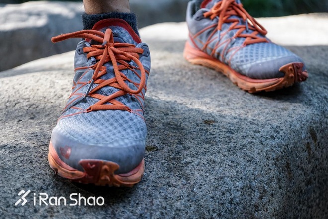 跑鞋 | The North Face Ultra Vertical 技术地形优选