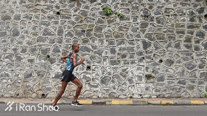 人物 | 连续100天100个100公里 印度超马奇人辛格的不可能挑战