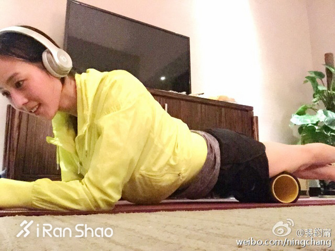 热点 | 出国旅游不忘运动 张钧甯完美诠释跑步女神