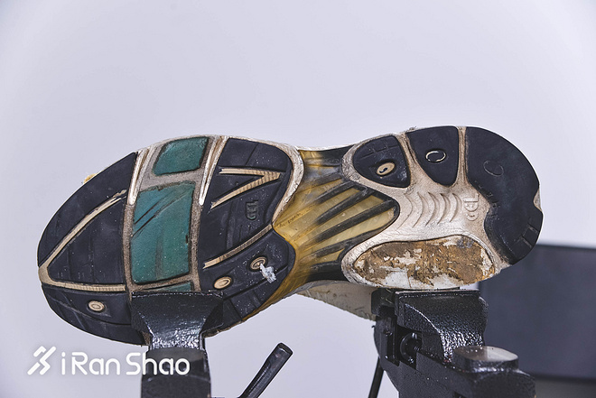 拆 | 1000公里后的跑鞋 拆开看看里面真实的样子