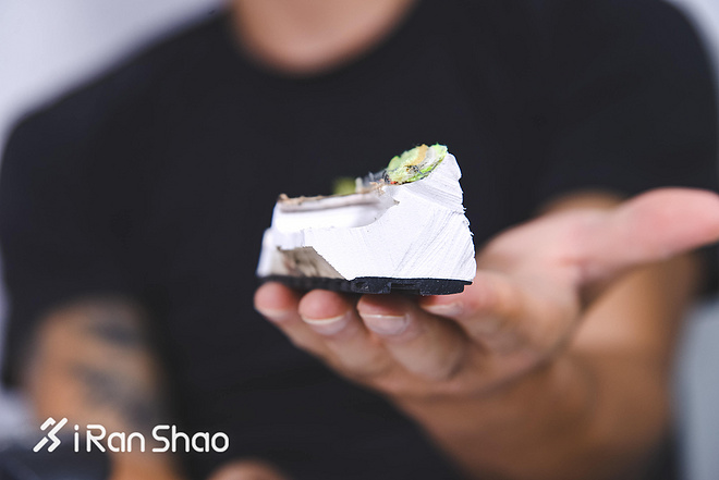 拆 | 1000公里后的跑鞋 拆开看看里面真实的样子