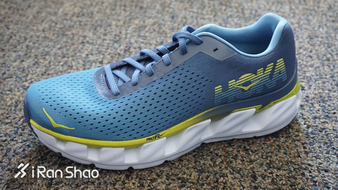 一周新鲜装备资讯 | 2017年余额已不足 但明年的鞋款已经在路上了