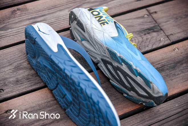 Weekly Gear | 假装成HOKA ONE ONE赞助选手，你需要这些装备