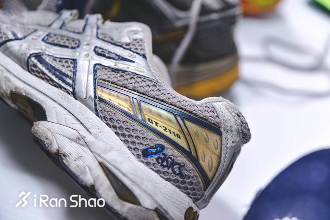 拆 | 1000公里后的跑鞋 拆开看看里面真实的样子