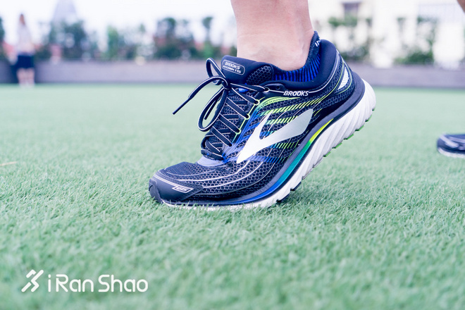 跑鞋 | BROOKS GLYCERIN 15 就是要舒服