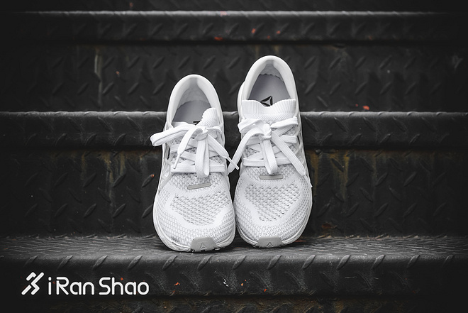 开箱 | Floatride定位功能跑鞋 锐步复古也会玩新潮