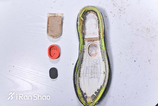 拆 | 1000公里后的跑鞋 拆开看看里面真实的样子