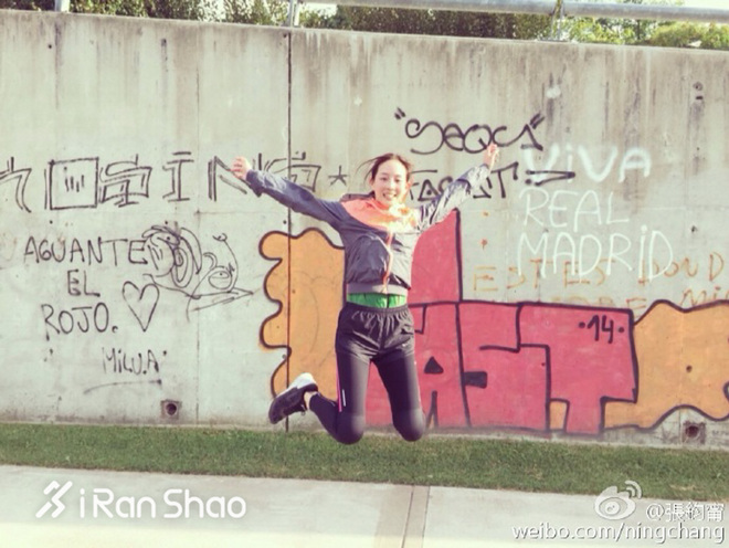 热点 | 出国旅游不忘运动 张钧甯完美诠释跑步女神