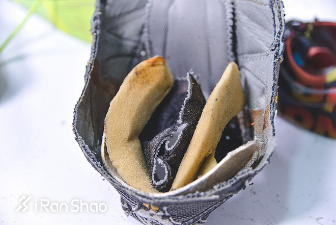 拆 | 1000公里后的跑鞋 拆开看看里面真实的样子