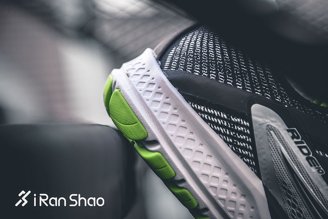 开箱 | Saucony Ride 10 全新中底加持Everun的新体验