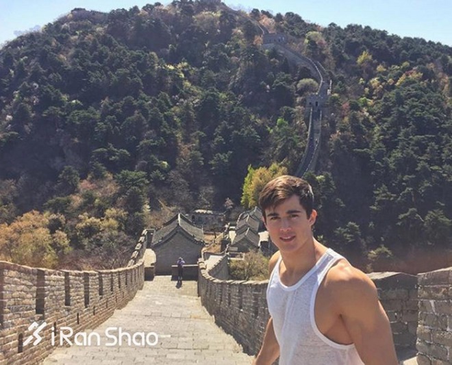 热点 | 这个全球最性感的数学老师 ，满足你对理想型的所有幻想！