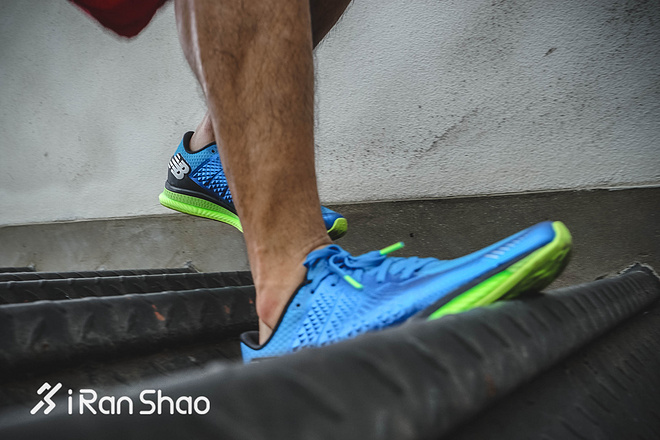 跑鞋 | 弹性+1速度n+1 New Balance FuelCell深度评测