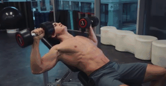 热点 | 这个全球最性感的数学老师 ，满足你对理想型的所有幻想！