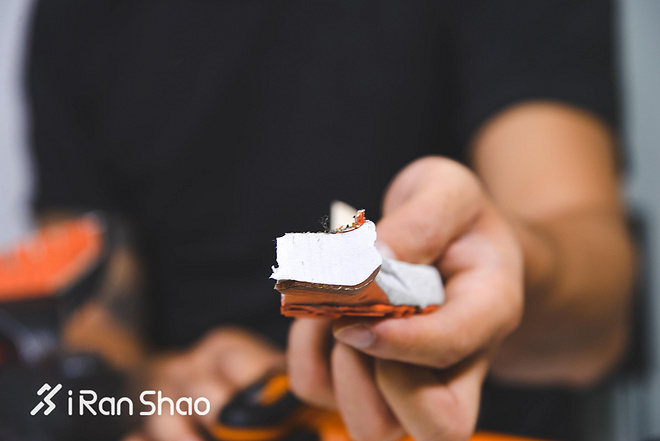 拆 | 1000公里后的跑鞋 拆开看看里面真实的样子