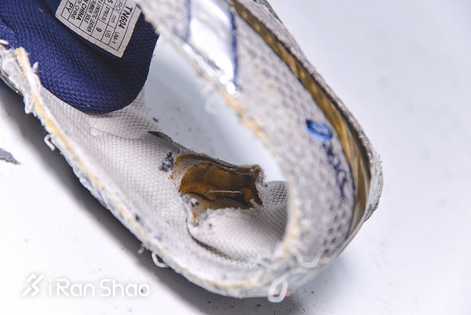 拆 | 1000公里后的跑鞋 拆开看看里面真实的样子