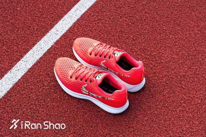 一周新鲜装备资讯 | 耐克解约名单又添一员 而后签最年轻欧洲运动员