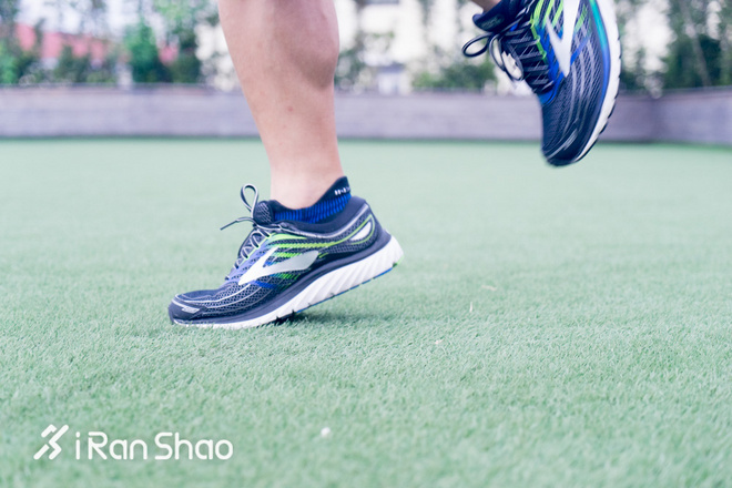 跑鞋 | BROOKS GLYCERIN 15 就是要舒服