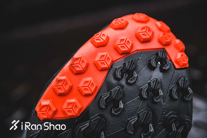 开箱 | La Sportiva Akyra 重型山地怪兽