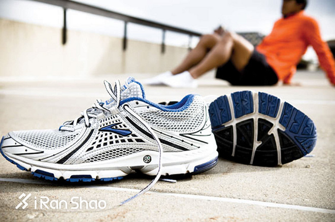 经验 | 教你揭穿Brooks跑鞋迷阵（2017版）