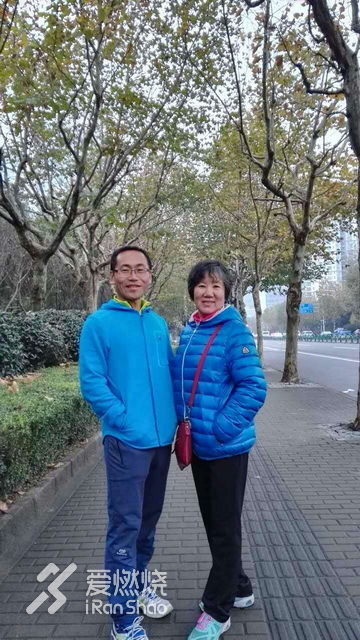 不惑始起跑，七马终破三