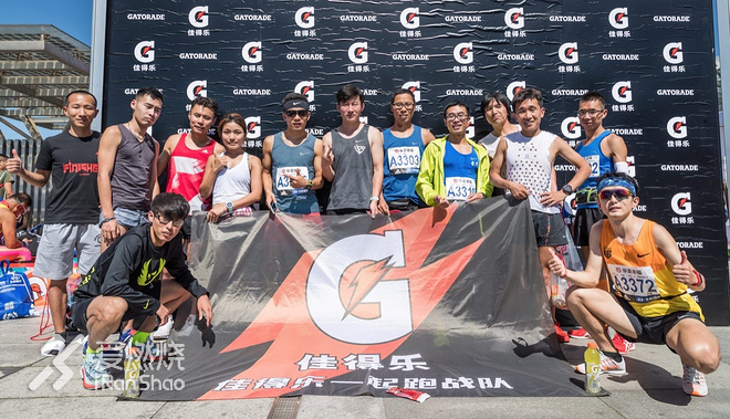 左手跑崩，右手pb