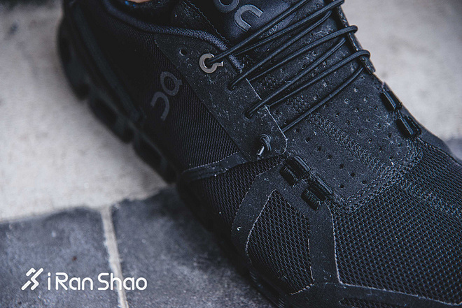 跑鞋 | 我是不一样的云 On Cloud深度评测