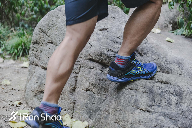 跑鞋 | Brooks Caldera 缓冲越野跑鞋新成员