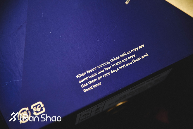 Weekly Gear | 与博尔特…签名鞋的一次亲密接触